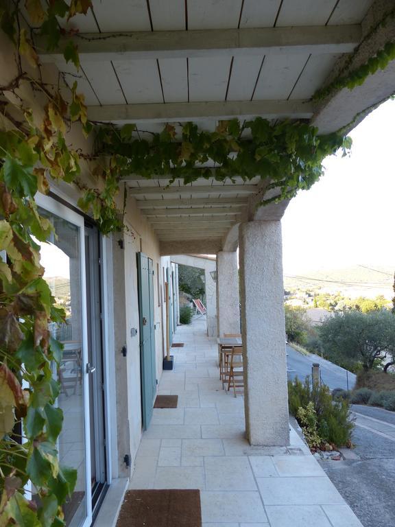 Les Amandiers Bed and Breakfast Calvisson Exterior foto